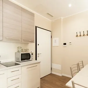 Via Torino 3 Apartamento